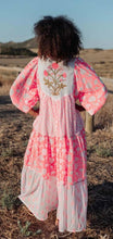 Load image into Gallery viewer, Coral Maxi Dress L166 - Piti Cuiti
