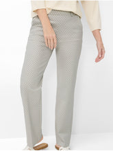 Load image into Gallery viewer, Lillyth Ecru Flared Trousers - Brax
