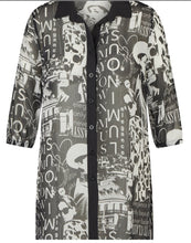 Load image into Gallery viewer, Black &amp; White Printed Blouse 18669 - KjBrand
