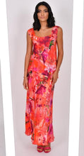 Load image into Gallery viewer, Red Silk Set - Allison SS25
