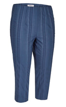 Load image into Gallery viewer, Denim Blue Wash&amp;Go Crops 28402 - KjBrand
