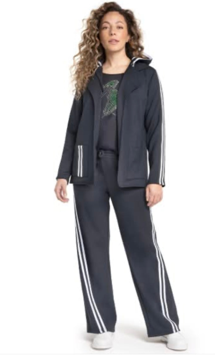 Sweatshirt Black Jacket 106 115/91 - Doris Streich
