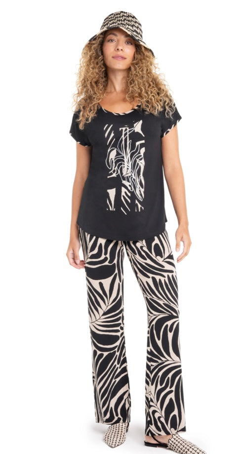 Black T-shirt Print Front - Doris Streich