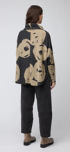 Load image into Gallery viewer, Black &amp; Sand Cowl Neck 83659 - Noen
