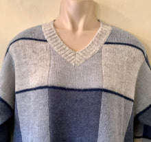 Load image into Gallery viewer, Blue and Grey Jumper - Paz Torras
