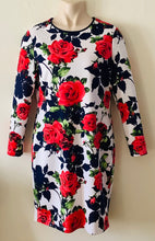 Load image into Gallery viewer, Roses Print Dress - Gina Bacconi
