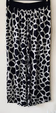 Load image into Gallery viewer, Giraffe Print Trousers - See You
